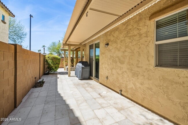 Building Photo - 211 E Brinley Dr