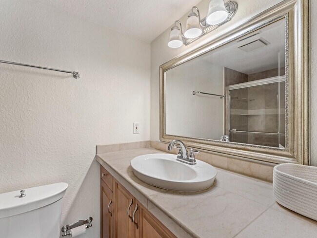 Guest bath - 2228 Bahia Vista St