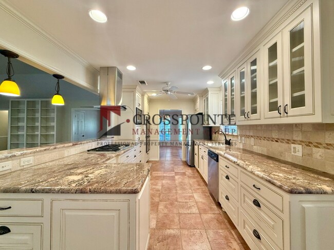 Building Photo - 3308 Moss Glen
