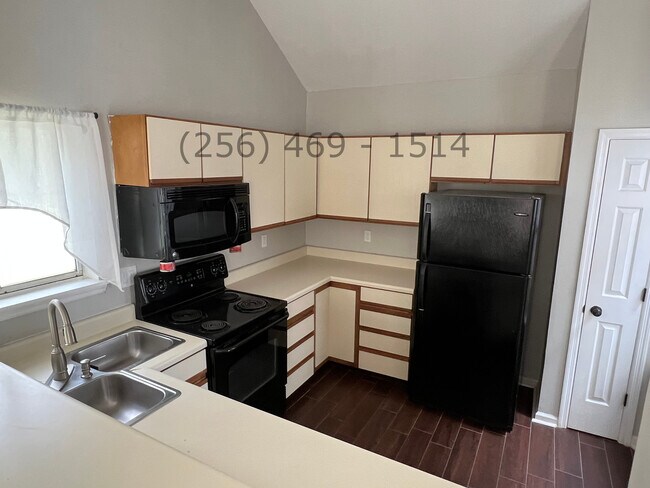 Building Photo - 138 Briargate Ln