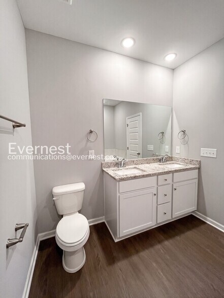 Building Photo - 1309 Ventura Ln