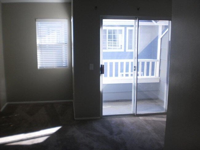 Building Photo - 3938 Cochran St