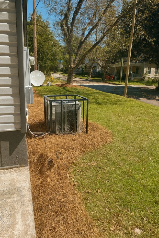 Building Photo - 260 Balkcom Ave