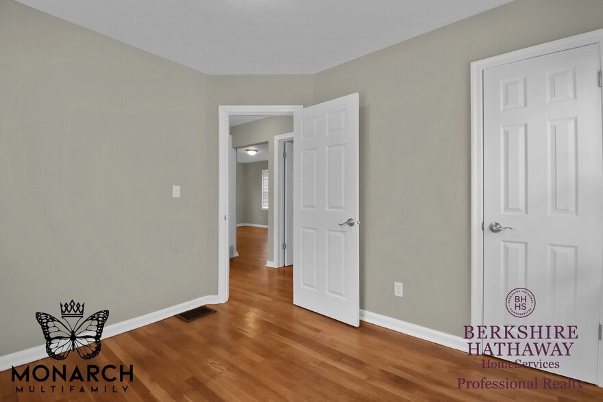 Building Photo - 2566 Atwood Ter