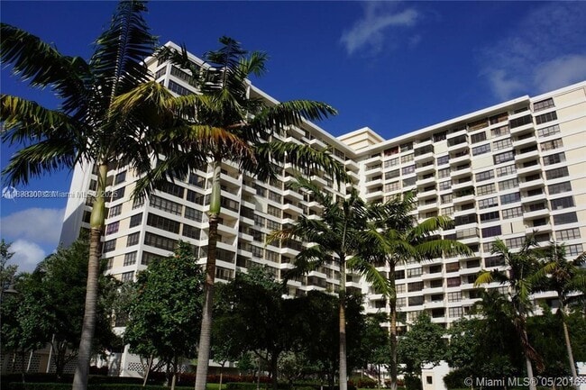 Building Photo - 600 Three Islands Boulevard