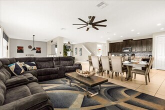 Building Photo - 9013 Sunshine Ridge Loop