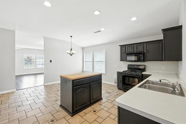 Building Photo - 1056 Breeders Cup Dr