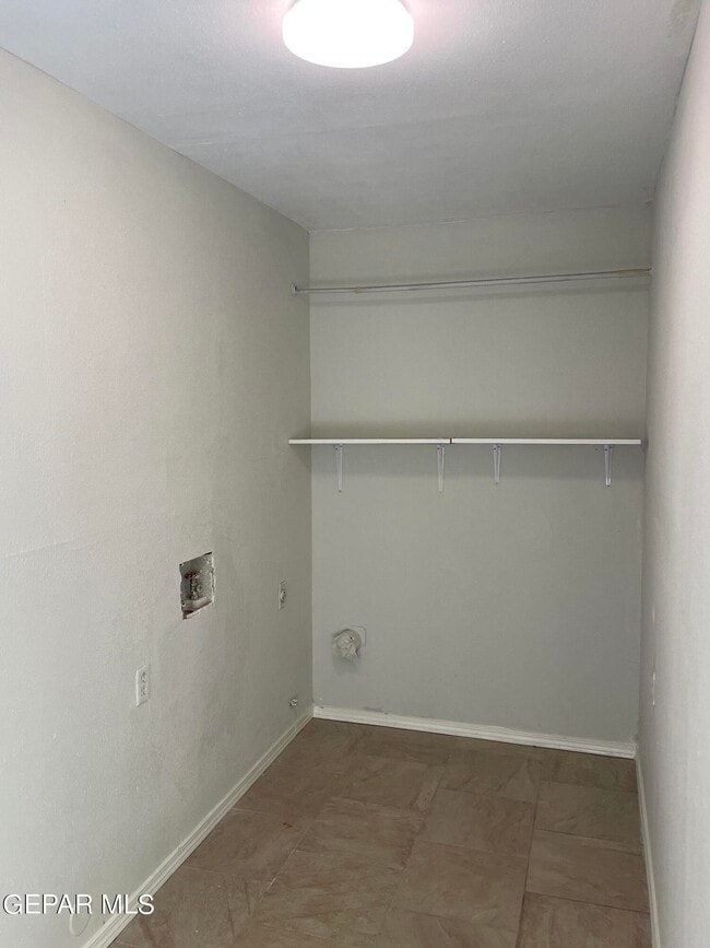 Building Photo - 1574 Rebecca Ann Dr