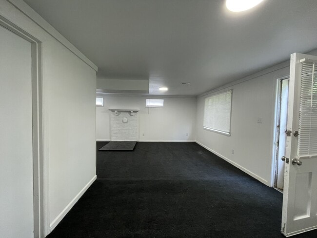 Building Photo - 5900 Edgewood Ave