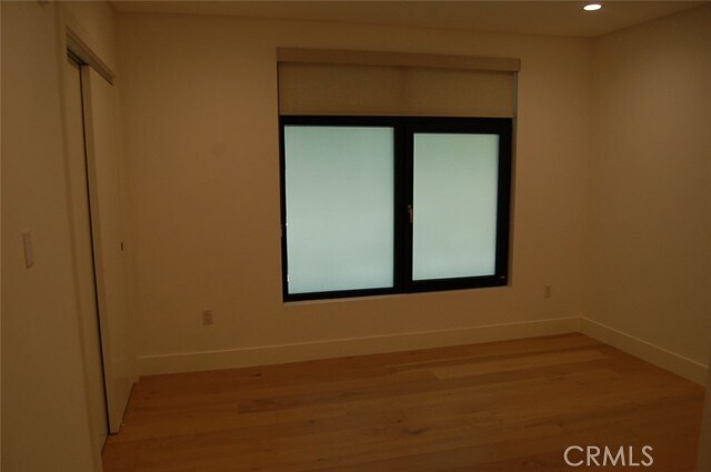 Building Photo - 399 E Del Mar Blvd