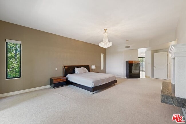 Building Photo - 15656 Crownridge Pl