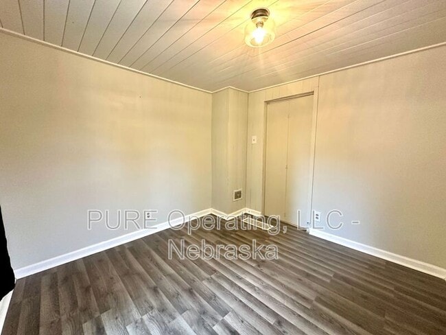 Building Photo - 2046 N 69th St