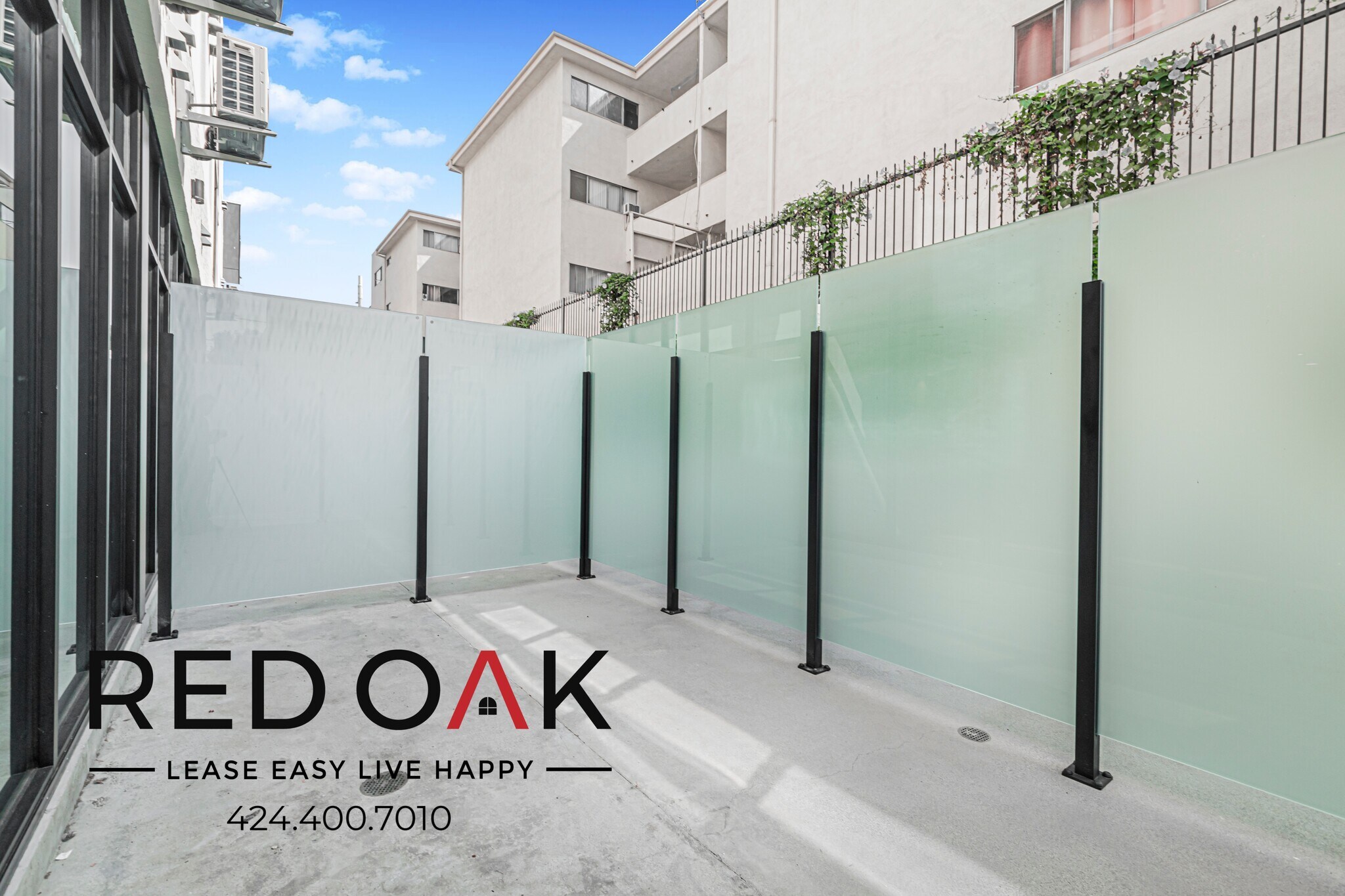 Building Photo - 1860 N Western Ave