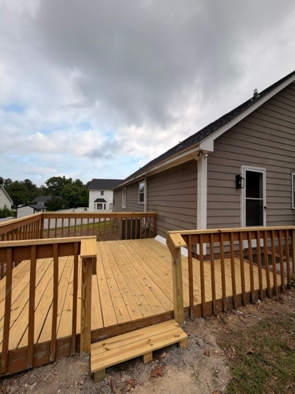 Building Photo - 101 Riverwalk Wy