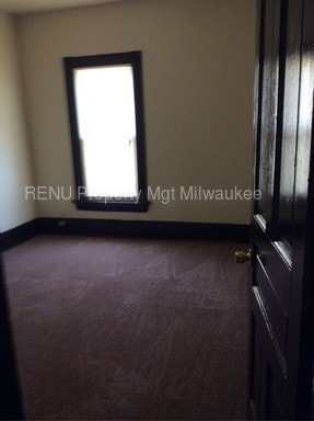 Building Photo - Beautiful Upper Duplex
