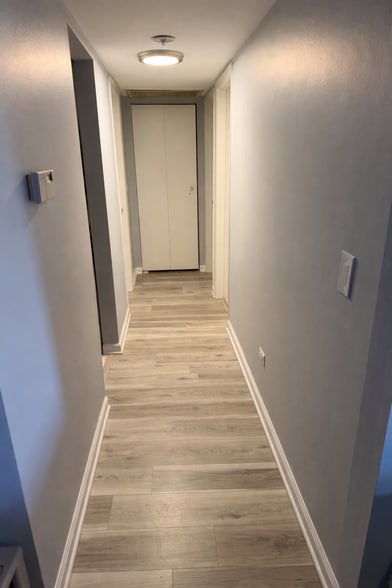 Building Photo - 1165 Pleasant Run Dr