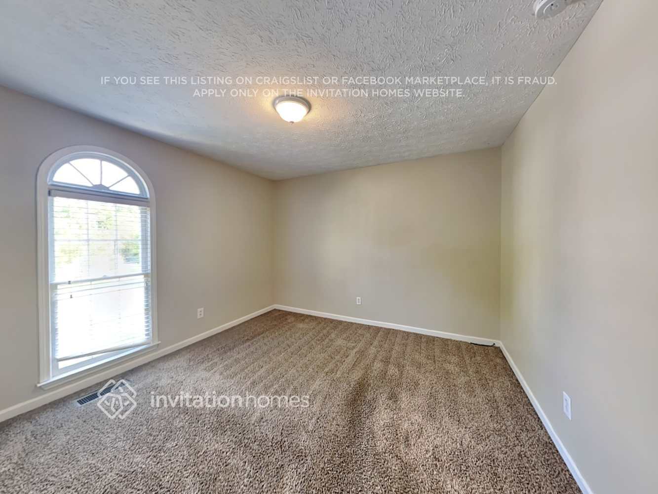 Building Photo - 980 Burning Bush Dr