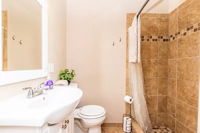 Main Floor Bathroom - 1012 N Glenwood Ave