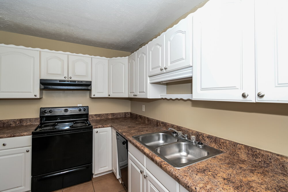 Building Photo - 3564 Briar Dr