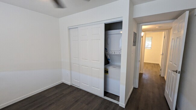 Building Photo - Pinchot Arms Apartments