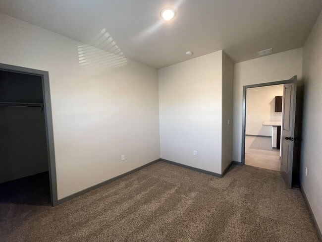 Building Photo - 8902 Herbert St