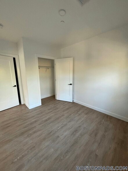 Building Photo - 199 Gardner St