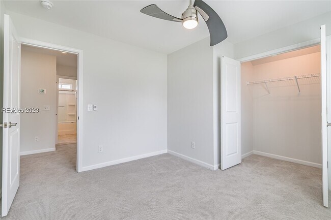 Building Photo - 1068 S Innovation Dr