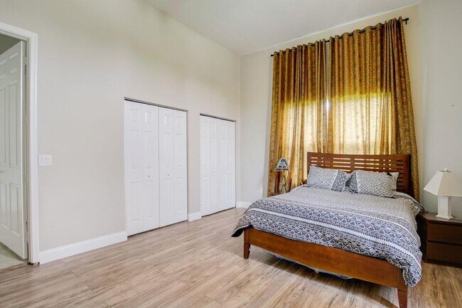 Building Photo - 14094 43rd Rd N