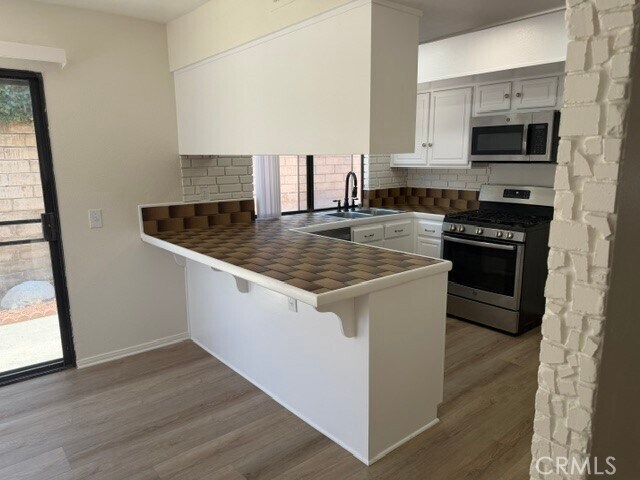 Building Photo - 2324 Raintree Dr
