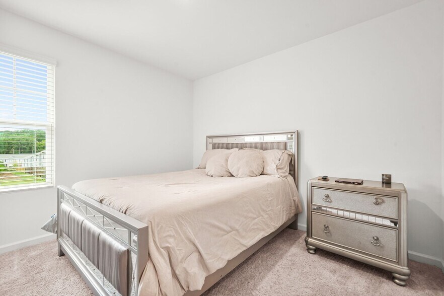 Building Photo - 2676 Senegal Wy