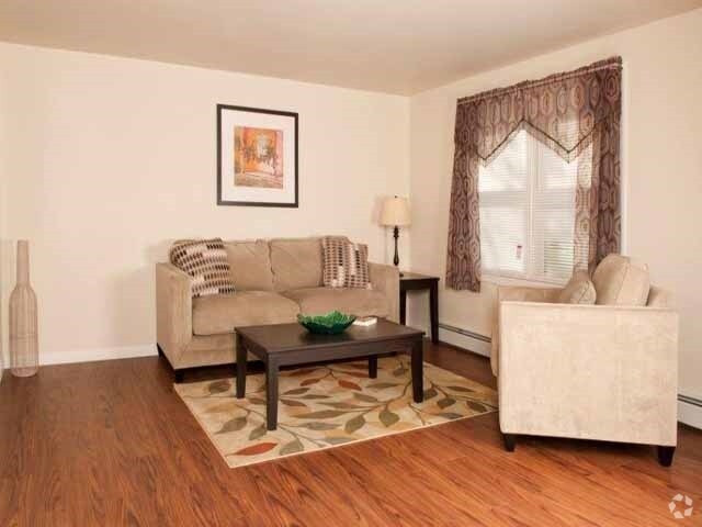 Living Room - Brookhaven at Franklin Apartments