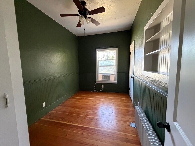 Building Photo - 140 W 500 S