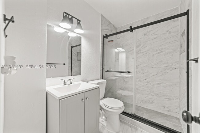 Building Photo - 1710 NE 142nd St