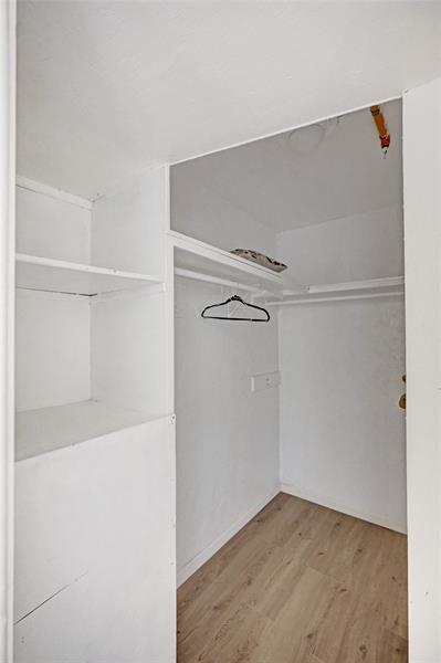 Building Photo - 1700 N 47th Ave