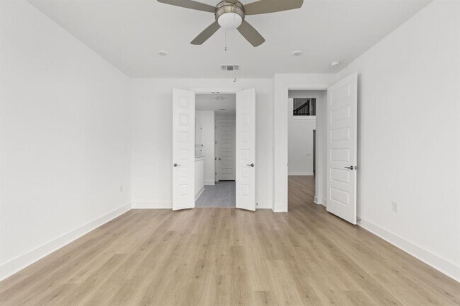 Building Photo - 9509 Boathouse Dr