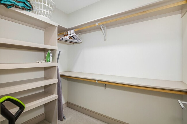 Building Photo - 1811 Southgate Blvd