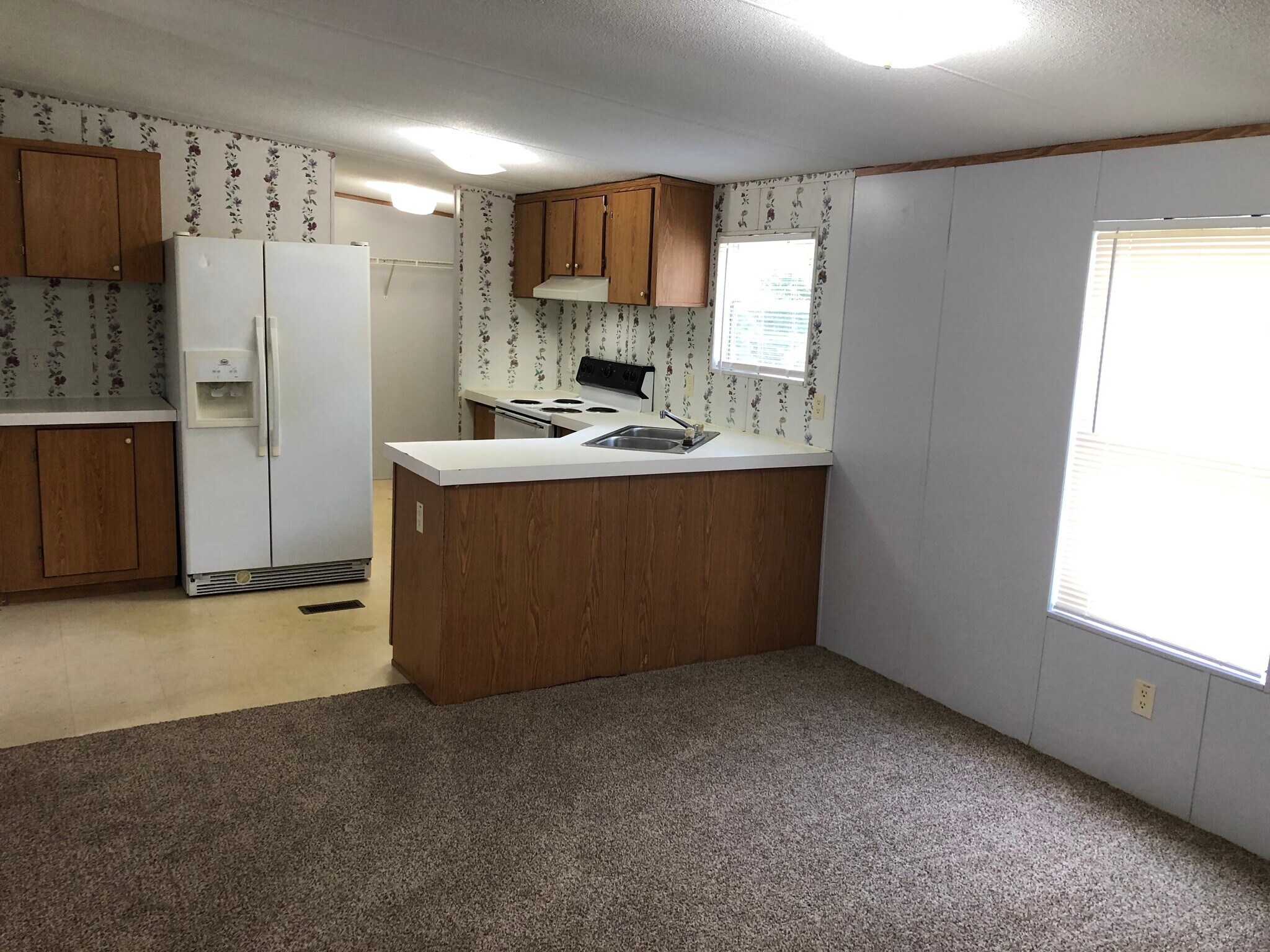 Building Photo - 18449 SE 52nd Pl