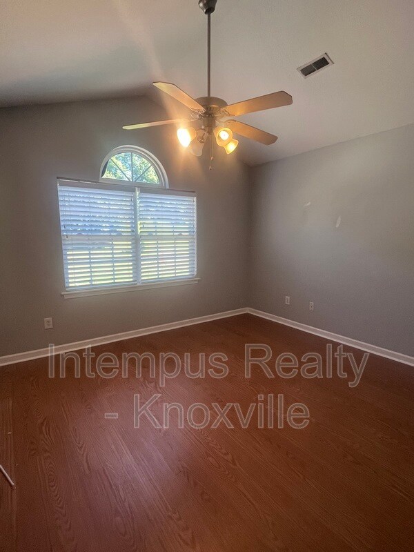 Building Photo - 413 Bowers Park Cir