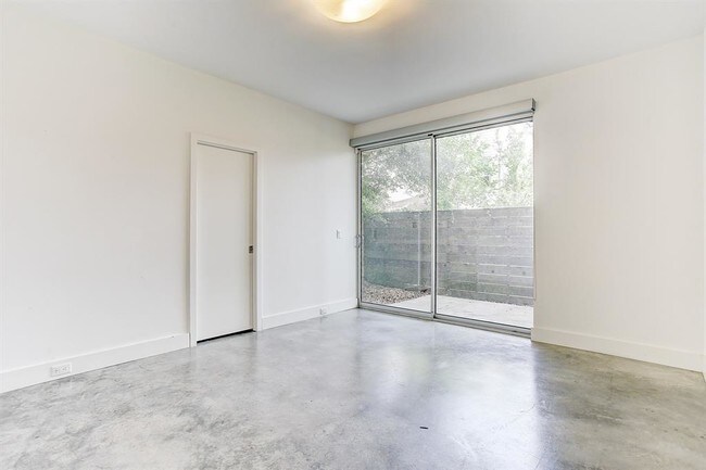 Building Photo - 1816 Arbor St