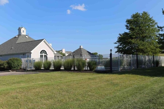 Building Photo - 961 Mistflower Ln