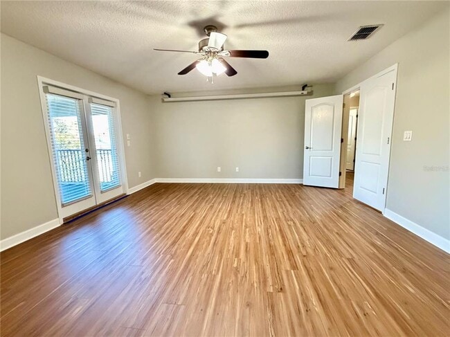 Building Photo - 2069 Nerva Rd