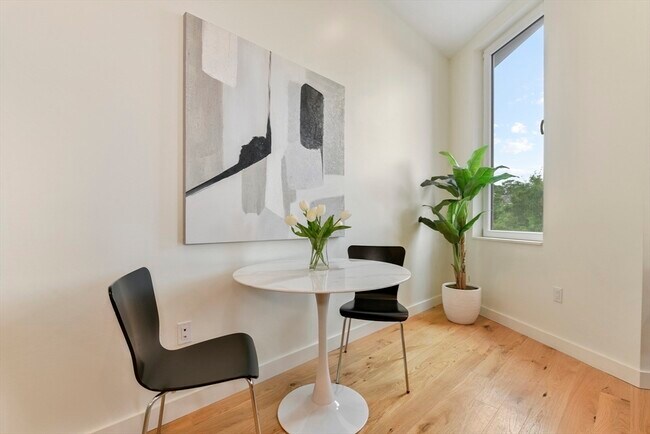 Building Photo - 80 Terrace St