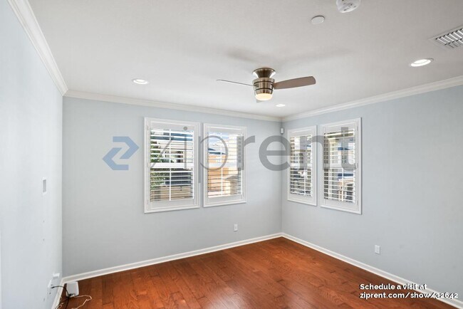 Building Photo - 634 Elderberry Dr