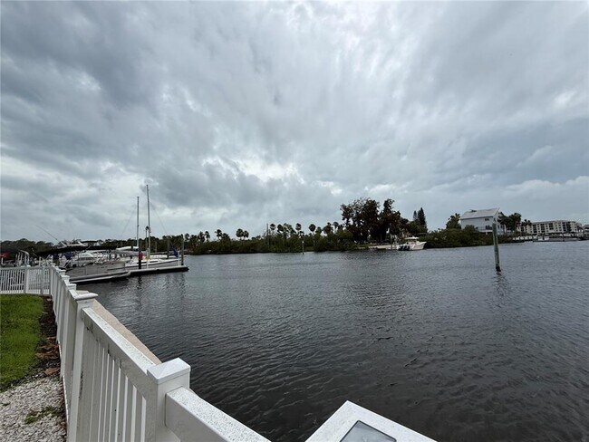 Building Photo - 4823 Ebbtide Ln