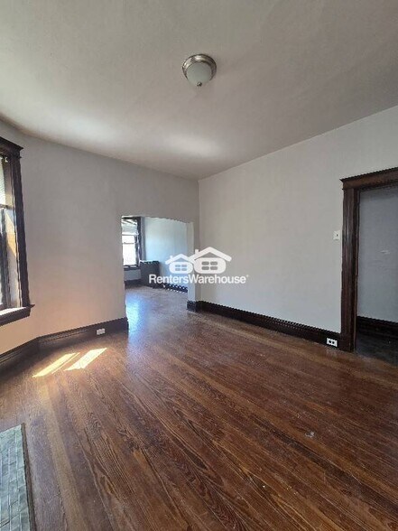 Building Photo - 3914 Michigan Ave