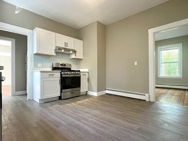 Building Photo - 46 Quincy St