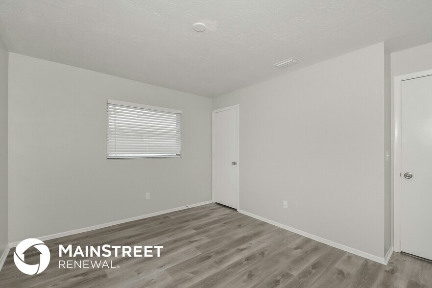Building Photo - 3959 Tampico Dr