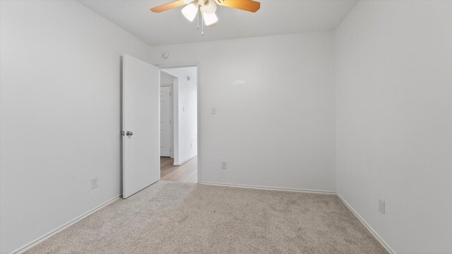 Building Photo - 9747 Gulfstream