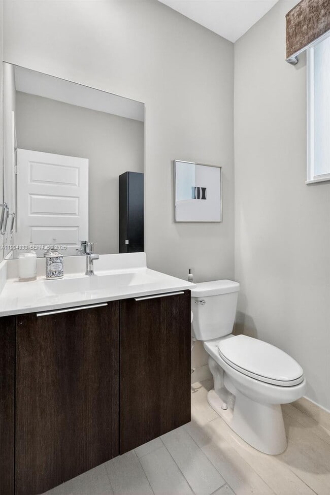 Building Photo - 4740 NW 84th Ave