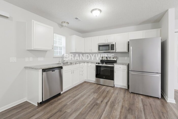 Building Photo - 6537 Hoover Cir